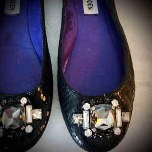 💎Steve Madden Jeweled Snakeskin Ballet Flats💎